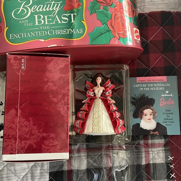 NEW Disney Belle Beauty & the Beast Christmas Barbie plus Ornament - Picture 12 of 13